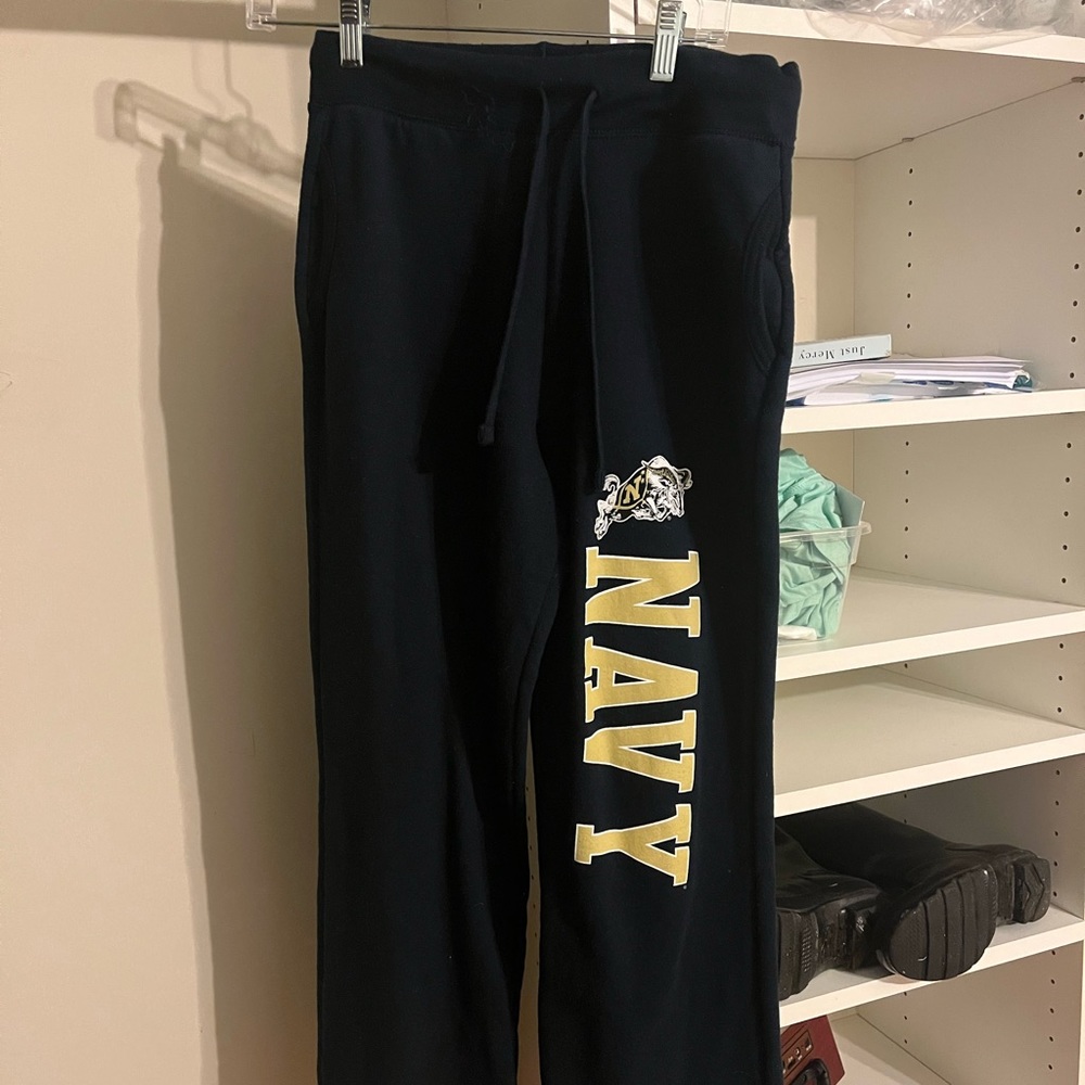 Navy sweats 💙